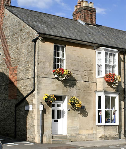 One of Wincanton's more pleasant examples of property maintenance.